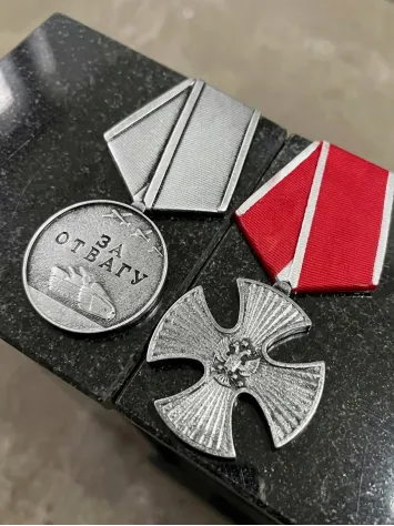 Ордена и медали