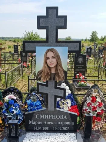 Памятники Крест