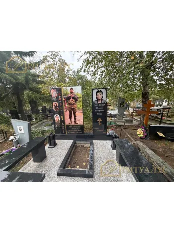 Памятник с прямой печатью на граните